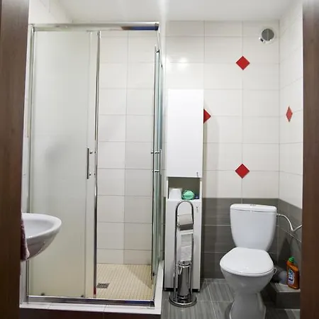 W Jabloniowym Sadzie