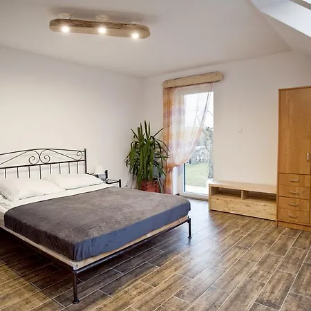 ファームステイ W Jabloniowym Sadzie Jeżyce