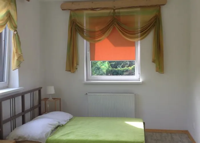 Agroturismo W Jabloniowym Sadzie *