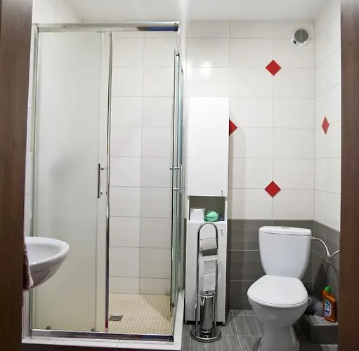 W Jabloniowym Sadzie